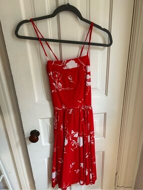 Vintage Red Floral Tie Strap Strap Midi Dress